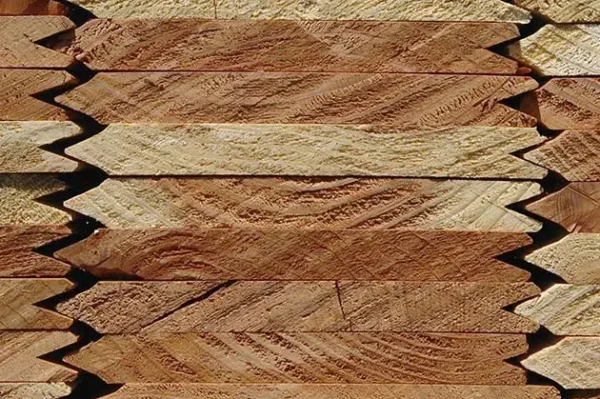 hill_n_dale_ridge_valley_redwood_fence_1x6x6_endgrain