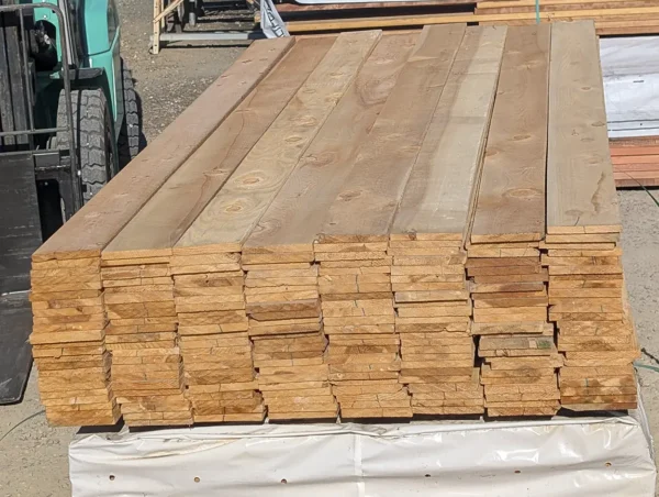 1x6x8 cedar fence boards end view